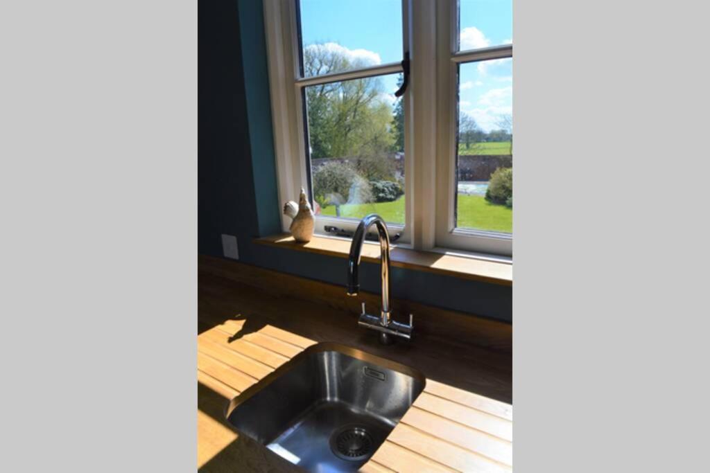Cockloft Romantic Countryside Hideaway Bishops Cannings ภายนอก รูปภาพ