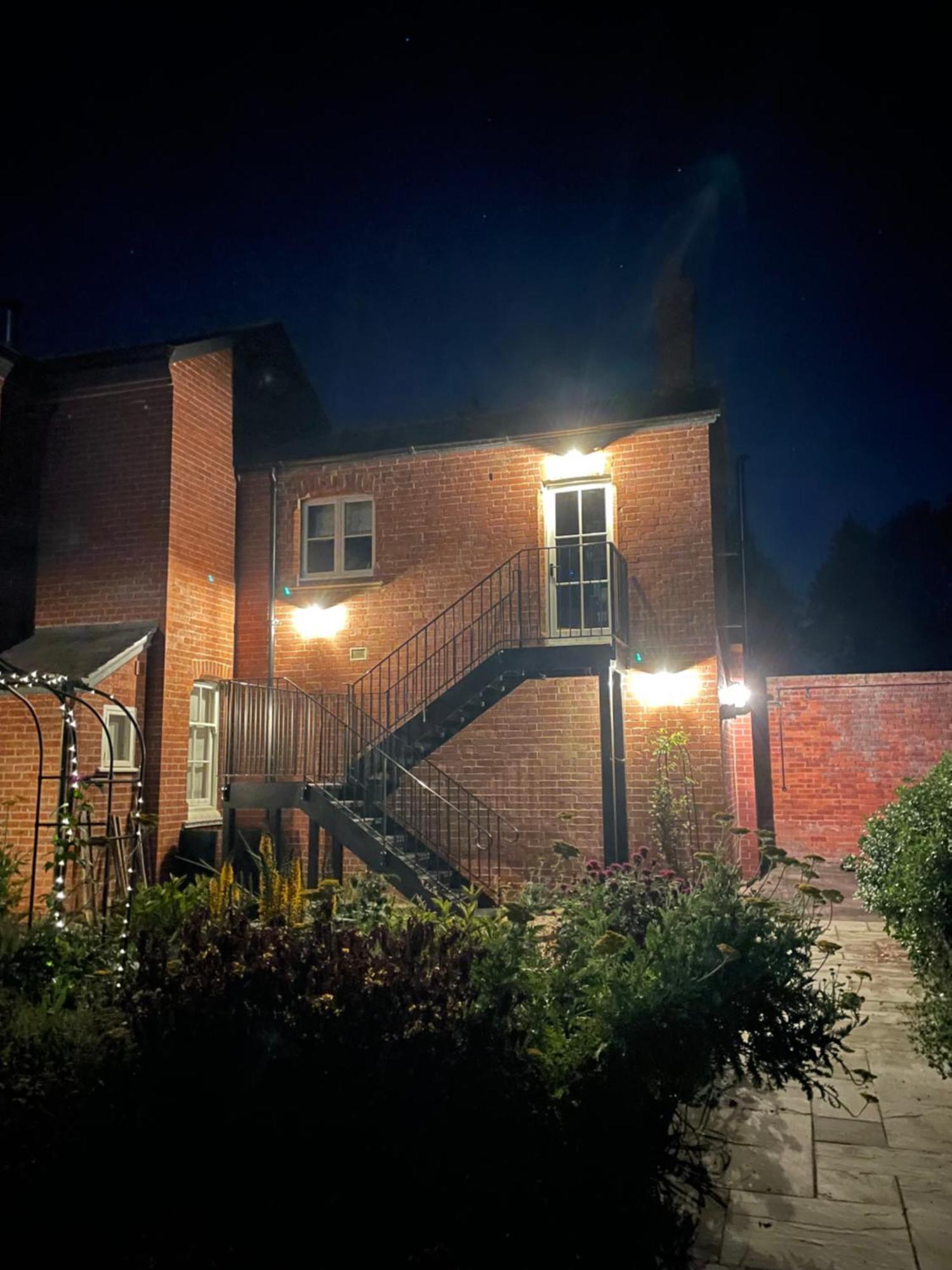 Cockloft Romantic Countryside Hideaway Bishops Cannings ภายนอก รูปภาพ